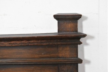 イギリスアンティーク　オーク材　クラシカルで重厚感のある収納付きモンクスベンチ　(R-087363)