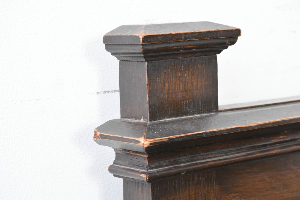 イギリスアンティーク　オーク材　クラシカルで重厚感のある収納付きモンクスベンチ　(R-087363)