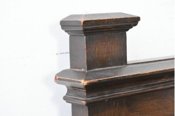 イギリスアンティーク　オーク材　クラシカルで重厚感のある収納付きモンクスベンチ　(R-087363)