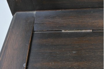 イギリスアンティーク　オーク材　クラシカルで重厚感のある収納付きモンクスベンチ　(R-087363)