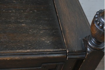 イギリスアンティーク　オーク材　クラシカルで重厚感のある収納付きモンクスベンチ　(R-087363)