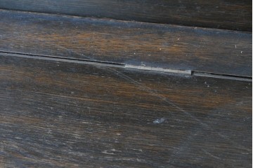 イギリスアンティーク　オーク材　クラシカルで重厚感のある収納付きモンクスベンチ　(R-087363)