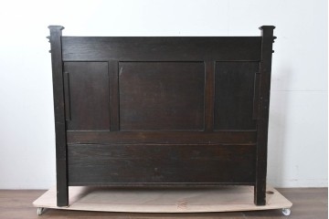 イギリスアンティーク　オーク材　クラシカルで重厚感のある収納付きモンクスベンチ　(R-087363)