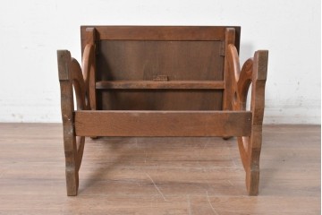 オランダヴィンテージ　オーク材　タイルトップと曲線脚が目を引くサイドテーブル　(R-087364)