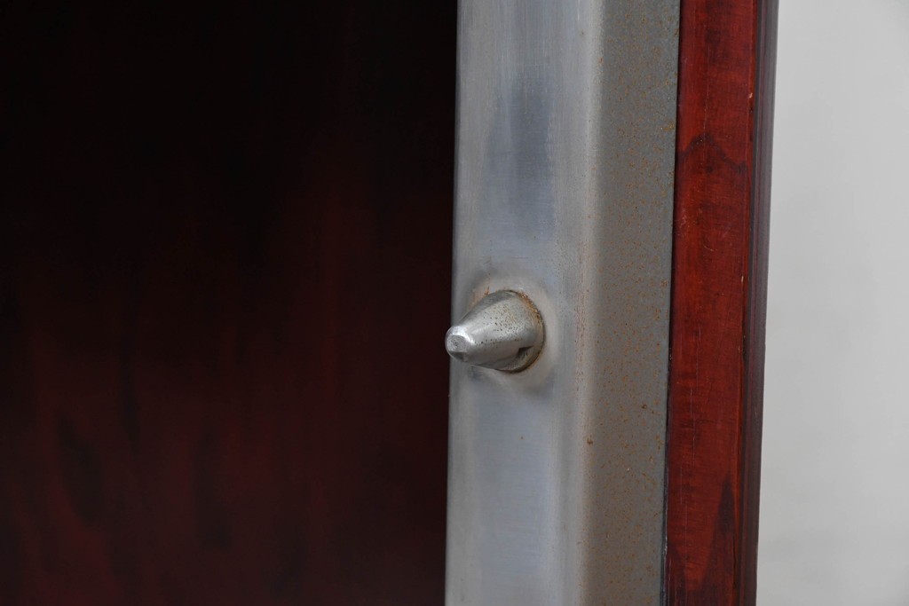 イタリアアンティーク　Tecno(テクノ)社　Eugenio Gerli(エウジェニオ・ジェルリ)デザイン　「Jamaica」　B106　ユニークなフォルムのバーキャビネット　(R-087365)