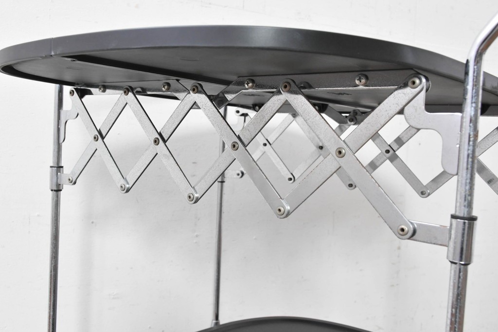 中古　イタリア　Kartell(カルテル)　GASTONE(ガストーネ)　折り畳めるトロリーワゴン　定価約15万円　(R-087366)