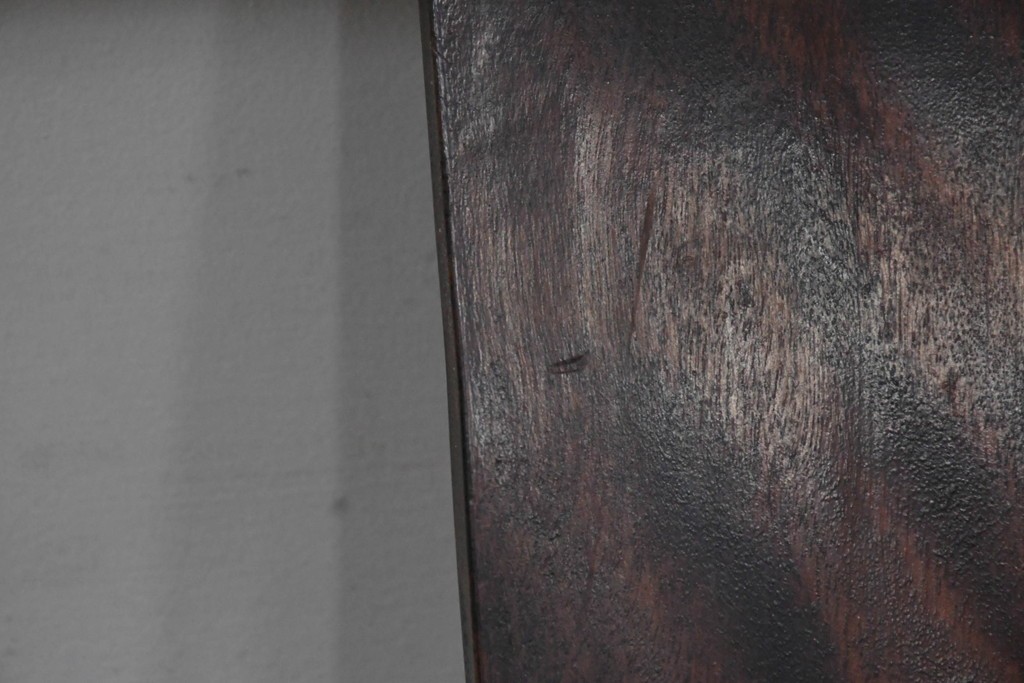 中古　美品　松本民芸家具　ラッシ座(ガマ座)がお洒落な#77型曲肘付きイス2脚セット　定価(2脚合計)約56万円　(R-087368)