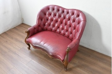 中古　スペイン　VARO,S.A. VALENTI(バロッサバレンティ)　本革　クラシカルなデザインの二人掛けソファ　(R-087369)