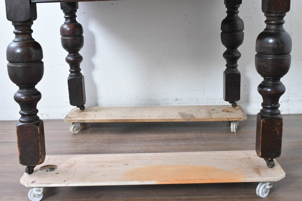 イギリスアンティーク　オーク材　大振りサイズのドローリーフテーブル　(R-087371)