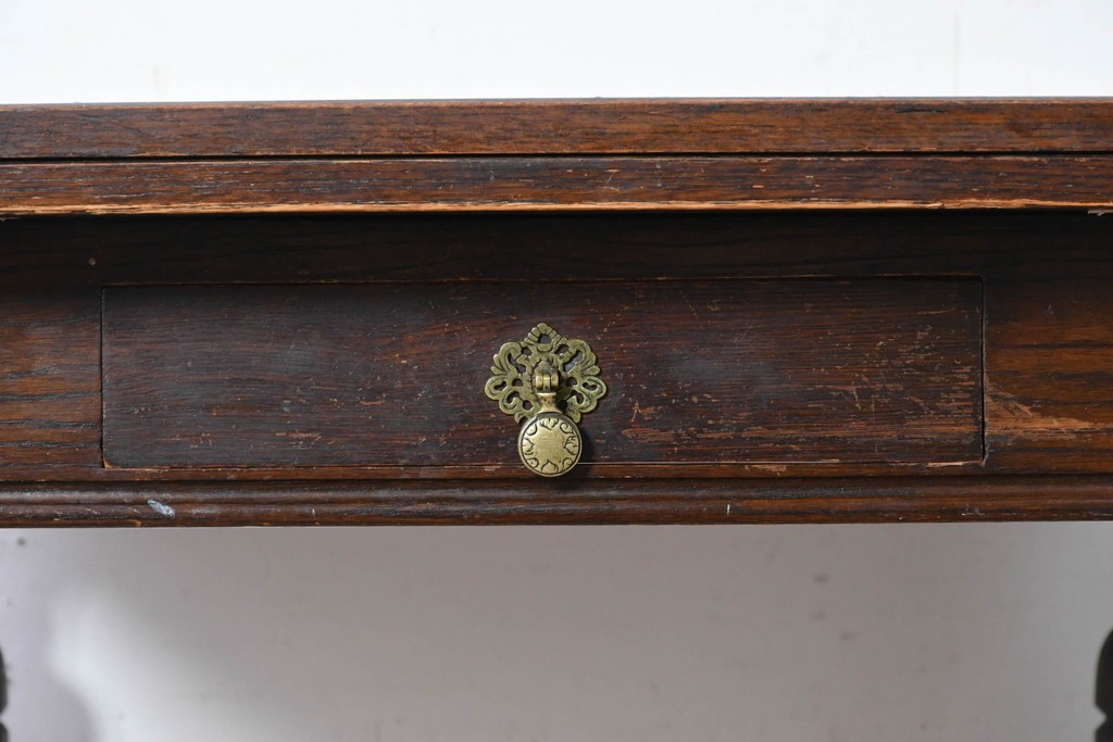 イギリスアンティーク　オーク材　大振りサイズのドローリーフテーブル　(R-087371)