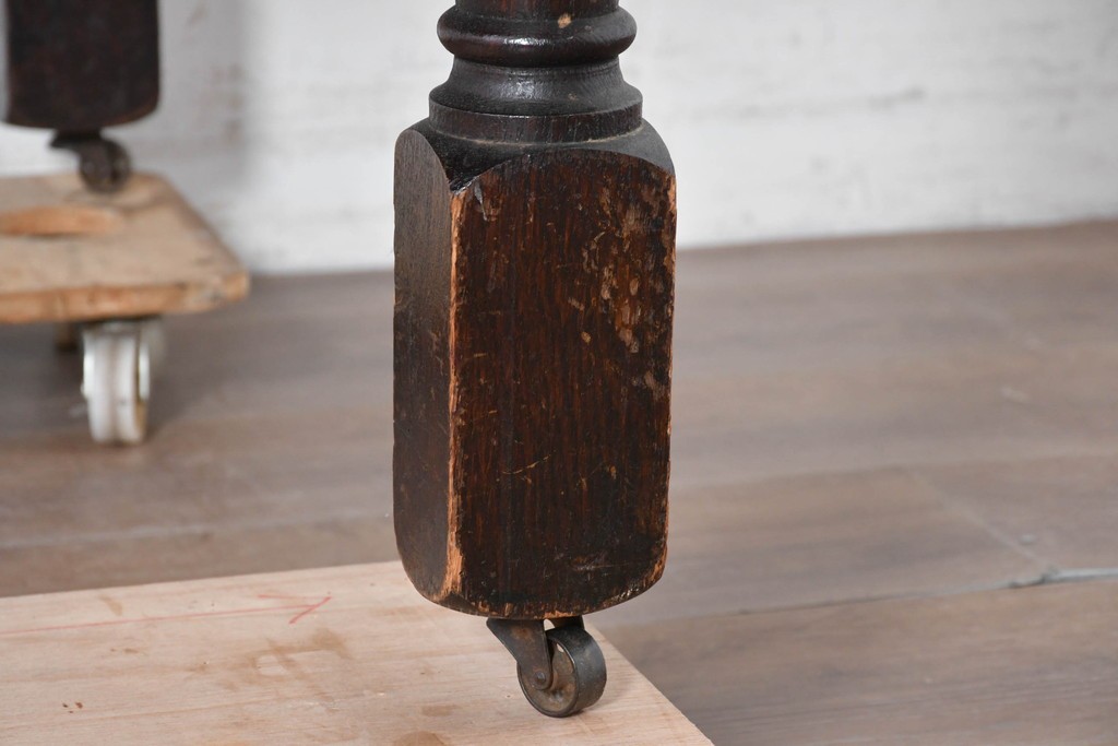 イギリスアンティーク　オーク材　大振りサイズのドローリーフテーブル　(R-087371)