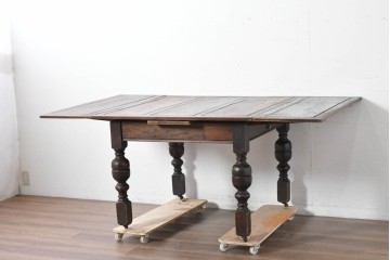 イギリスアンティーク　オーク材　大振りサイズのドローリーフテーブル　(R-087371)