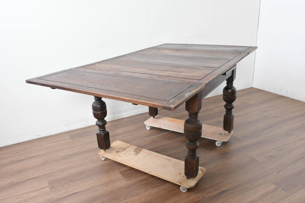 イギリスアンティーク　オーク材　大振りサイズのドローリーフテーブル　(R-087371)