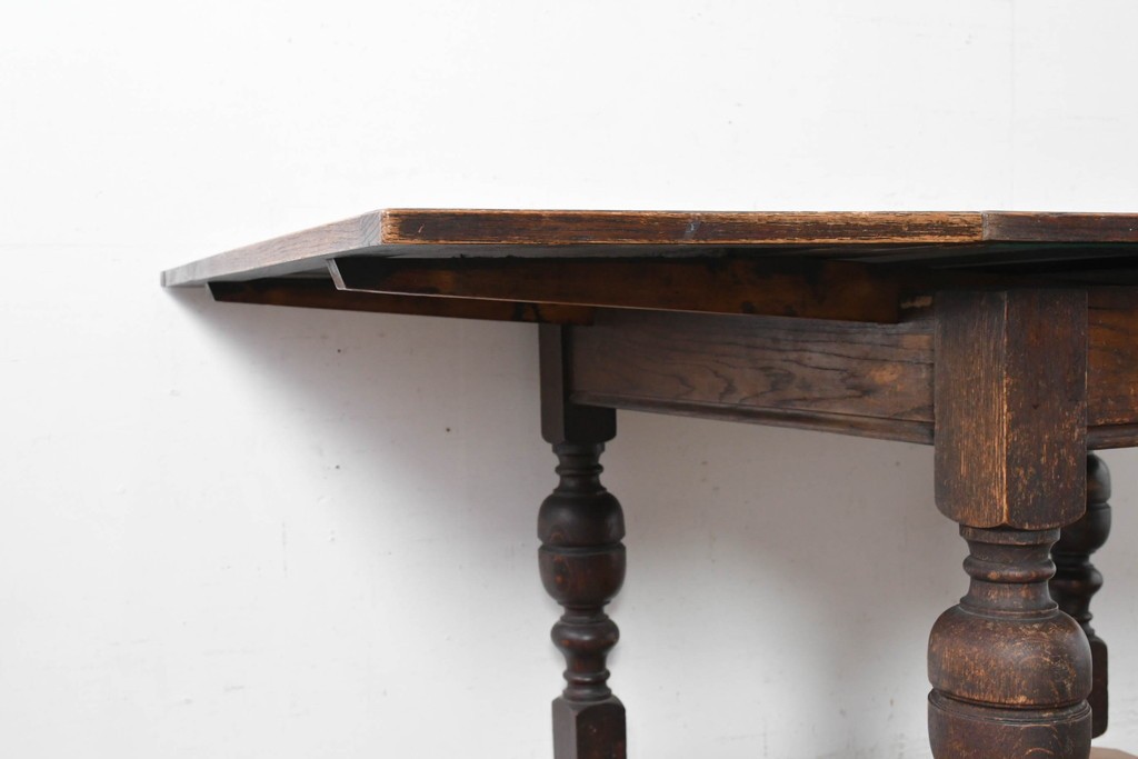 イギリスアンティーク　オーク材　大振りサイズのドローリーフテーブル　(R-087371)