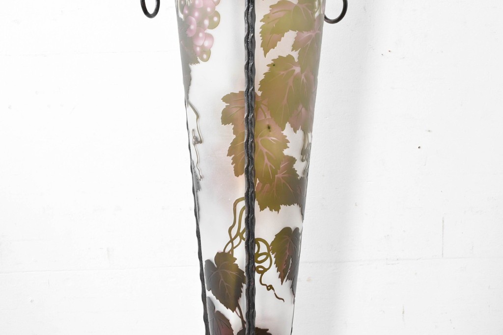 中古　エミール・ガレ風(Emile Galle)　ぶどう柄のフロアスタンド　(R-087373)
