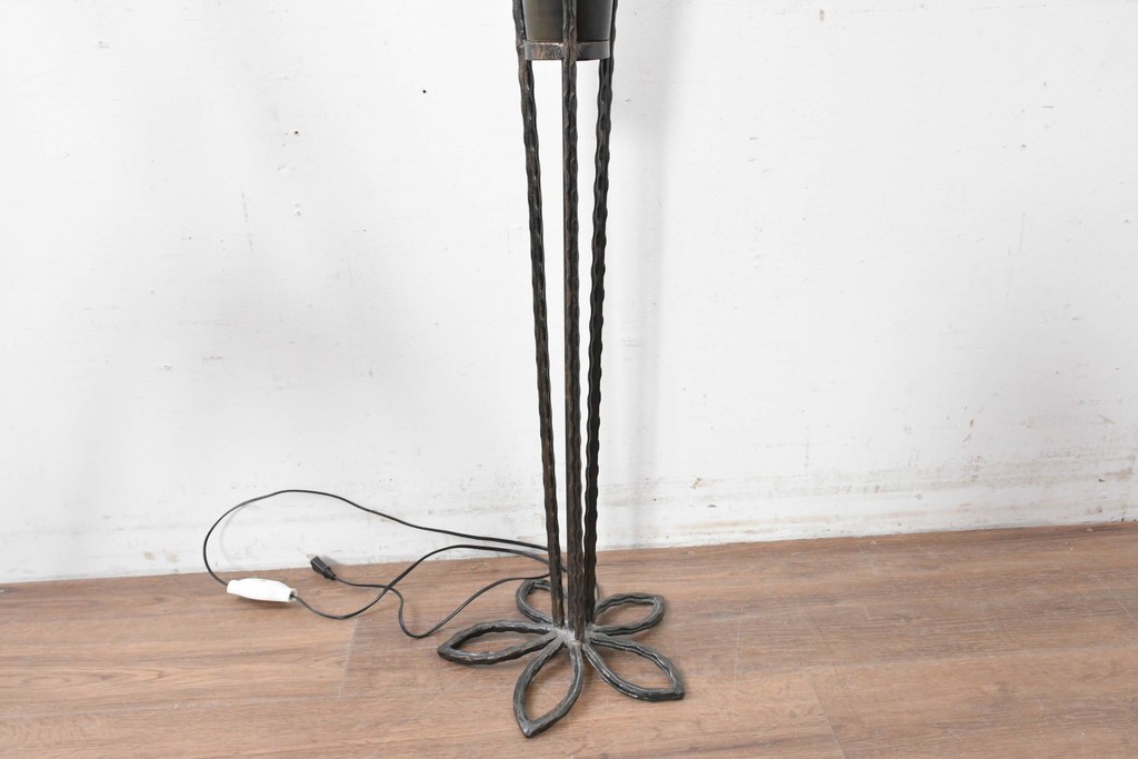 中古　エミール・ガレ風(Emile Galle)　ぶどう柄のフロアスタンド　(R-087373)