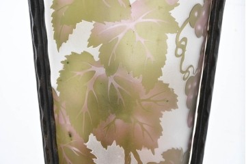 中古　エミール・ガレ風(Emile Galle)　ぶどう柄のフロアスタンド　(R-087373)