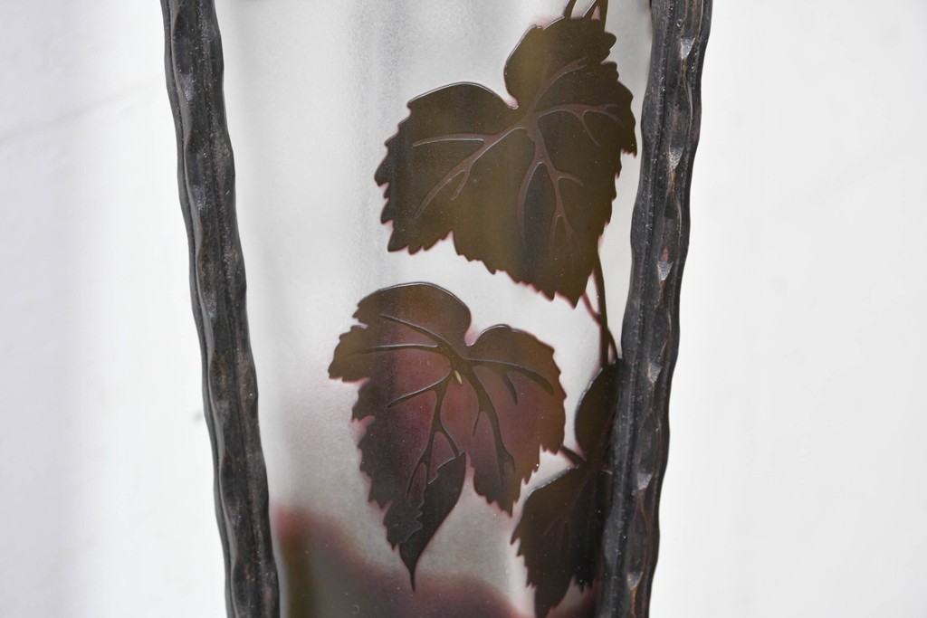 中古　エミール・ガレ風(Emile Galle)　ぶどう柄のフロアスタンド　(R-087373)