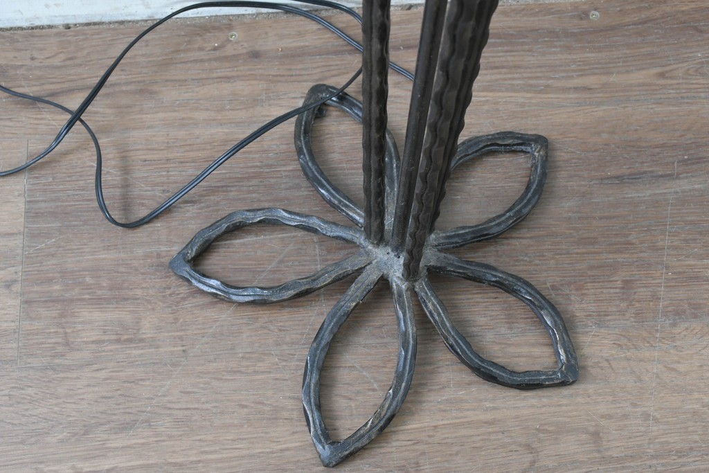 中古　エミール・ガレ風(Emile Galle)　ぶどう柄のフロアスタンド　(R-087373)