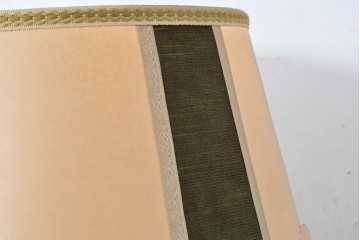 海外ヴィンテージ　真鍮ベースのフロアスタンド　(R-087374)