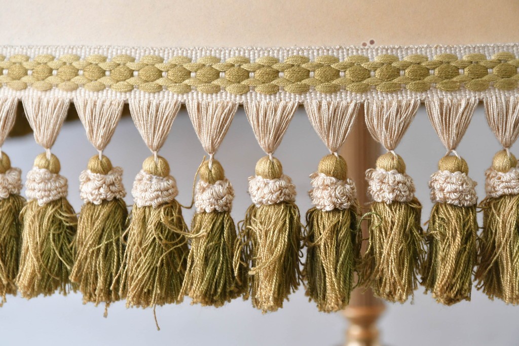 海外ヴィンテージ　真鍮ベースのフロアスタンド　(R-087374)