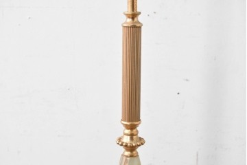 海外ヴィンテージ　真鍮ベースのフロアスタンド　(R-087374)