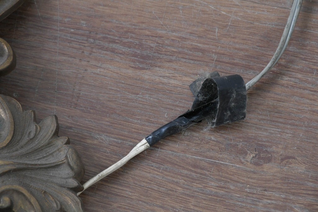 海外ヴィンテージ　真鍮ベースのフロアスタンド　(R-087374)