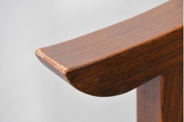 和製ヴィンテージ　高級品　総欅(ケヤキ)材　素材の良さが際立つ漆塗りの衝立て　(R-087375)