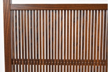 和製ヴィンテージ　高級品　総欅(ケヤキ)材　素材の良さが際立つ漆塗りの衝立て　(R-087375)