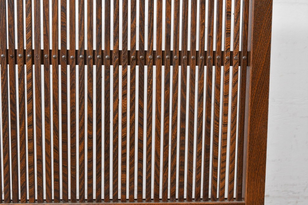 和製ヴィンテージ　高級品　総欅(ケヤキ)材　素材の良さが際立つ漆塗りの衝立て　(R-087375)