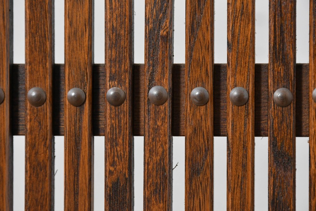 和製ヴィンテージ　高級品　総欅(ケヤキ)材　素材の良さが際立つ漆塗りの衝立て　(R-087375)