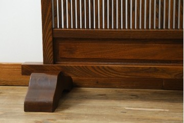 和製ヴィンテージ　高級品　総欅(ケヤキ)材　素材の良さが際立つ漆塗りの衝立て　(R-087375)