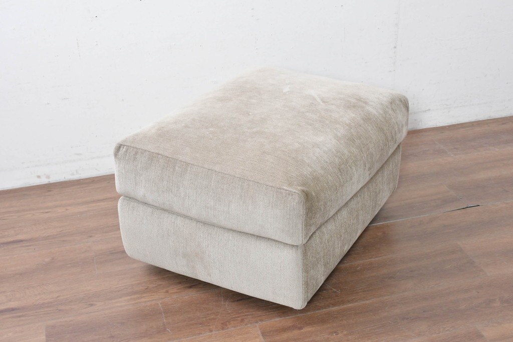 中古　arflex(アルフレックス)　GALE(ガーレ)　やわらかな座り心地が魅力のキャスター付きオットマン　定価約36万円　(R-087376)