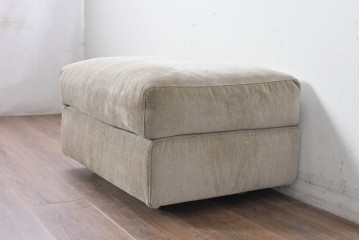 中古　arflex(アルフレックス)　GALE(ガーレ)　やわらかな座り心地が魅力のキャスター付きオットマン　定価約36万円　(R-087376)