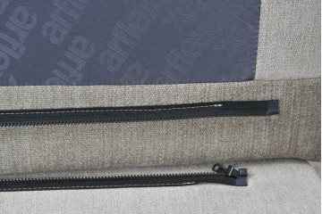 中古　arflex(アルフレックス)　GALE(ガーレ)　やわらかな座り心地が魅力のキャスター付きオットマン　定価約36万円　(R-087376)