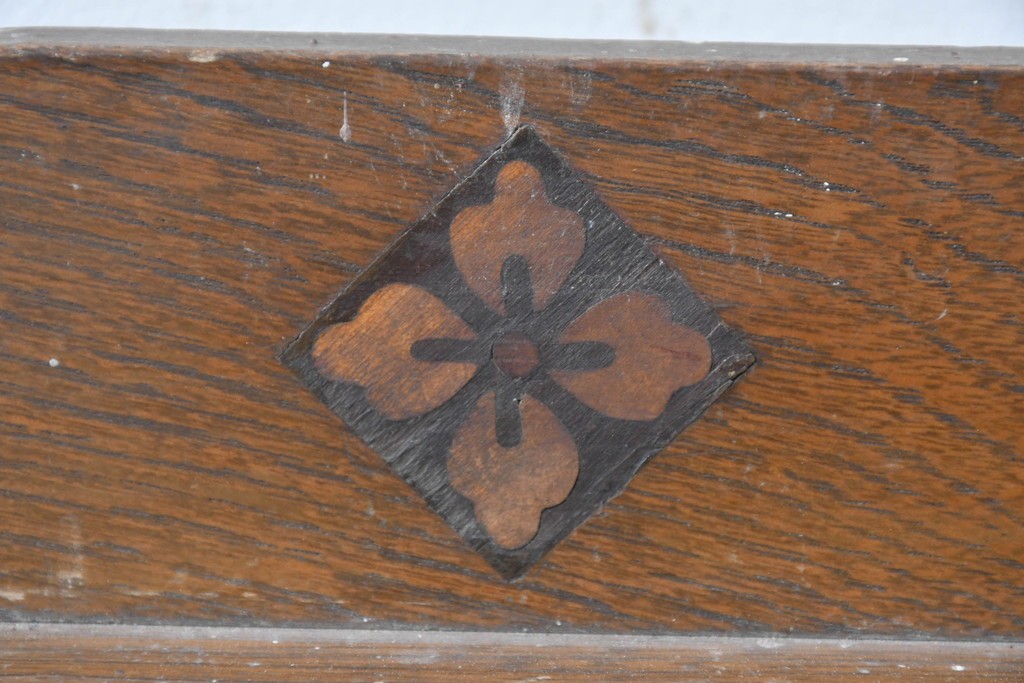 和製アンティーク　栓材　透かし彫りの意匠が目を惹くガラス扉の本箱　(R-087377)