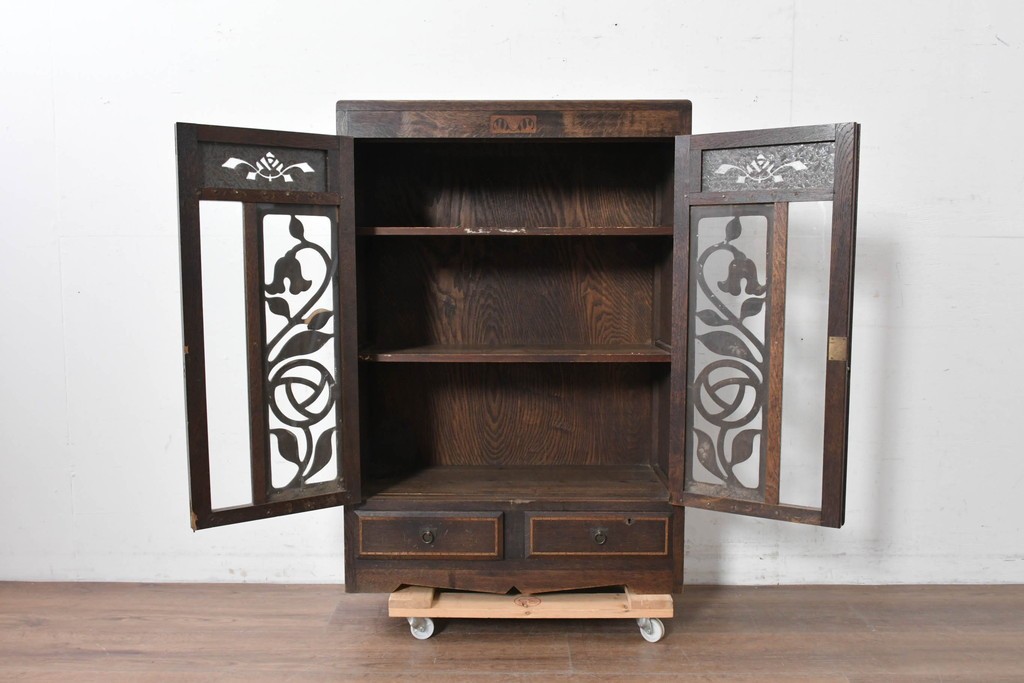 和製アンティーク　レトロな透かし彫り入り本箱　(R-087378)