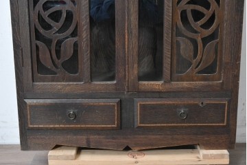 和製アンティーク　レトロな透かし彫り入り本箱　(R-087378)