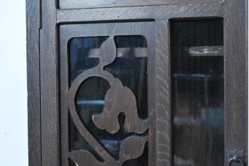 和製アンティーク　レトロな透かし彫り入り本箱　(R-087378)