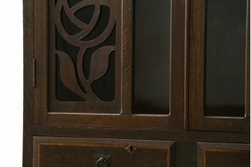 和製アンティーク　レトロな透かし彫り入り本箱　(R-087378)