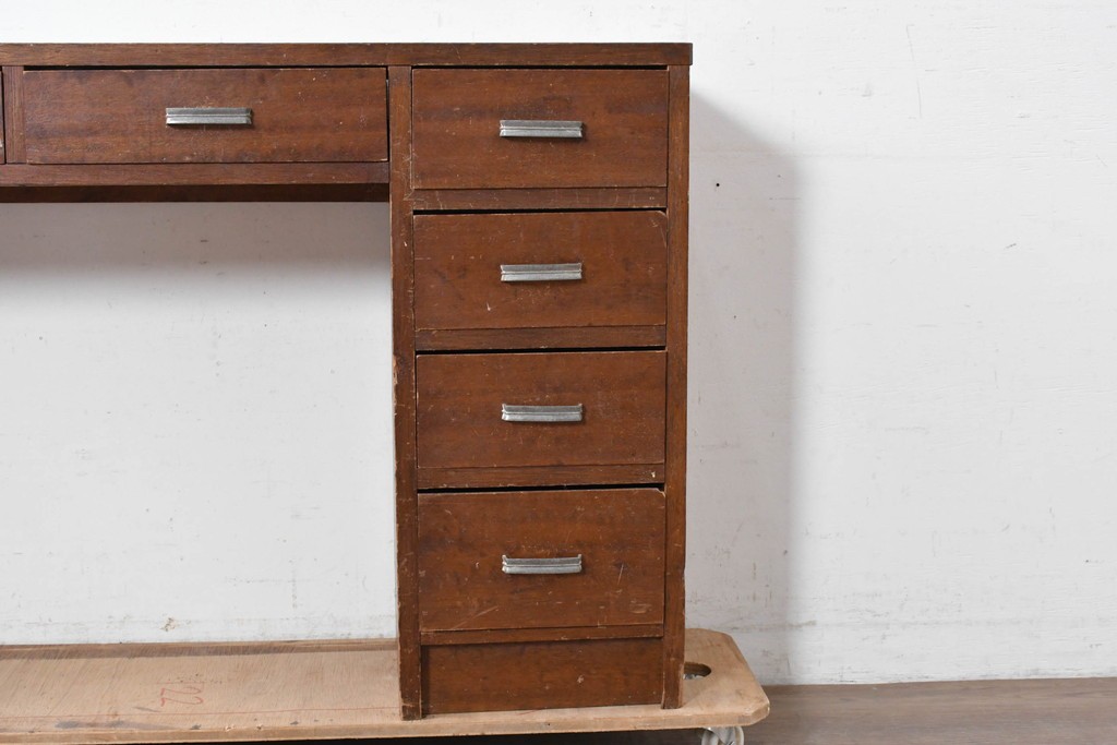 和製アンティーク　人気の薄型　圧迫感なく取り入れやすい片袖机　(R-087379)