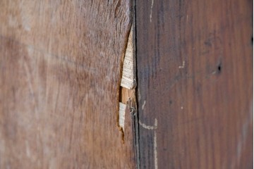 和製ヴィンテージ　素朴な木味が魅力のレトロな升目棚　(R-087381)