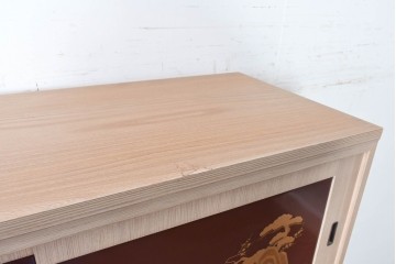 中古　高級品!!　桐箪笥(並厚)　蒔絵(松・梅の図)入り　衣装盆5杯の着物箪笥　(R-087383)