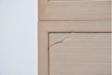 中古　高級品!!　桐箪笥(並厚)　蒔絵(松・梅の図)入り　衣装盆5杯の着物箪笥　(R-087383)