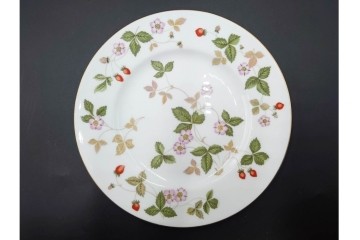 イギリス　WEDGWOOD(ウェッジウッド)　直径約18cm　ワイルドストロベリーシリーズのプレート6枚セット　(R-087384)