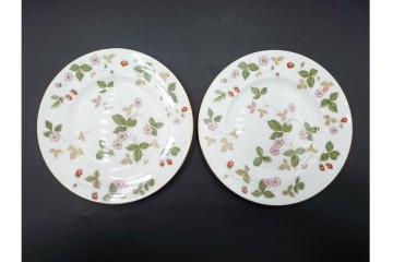 イギリス　WEDGWOOD(ウェッジウッド)　直径約18cm　ワイルドストロベリーシリーズのプレート6枚セット　(R-087384)