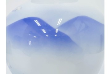 深川製磁　染錦　高さ約32cm　木蓮孔雀が印象的な花瓶　(R-087387)