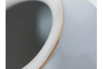 深川製磁　染錦　高さ約32cm　木蓮孔雀が印象的な花瓶　(R-087387)