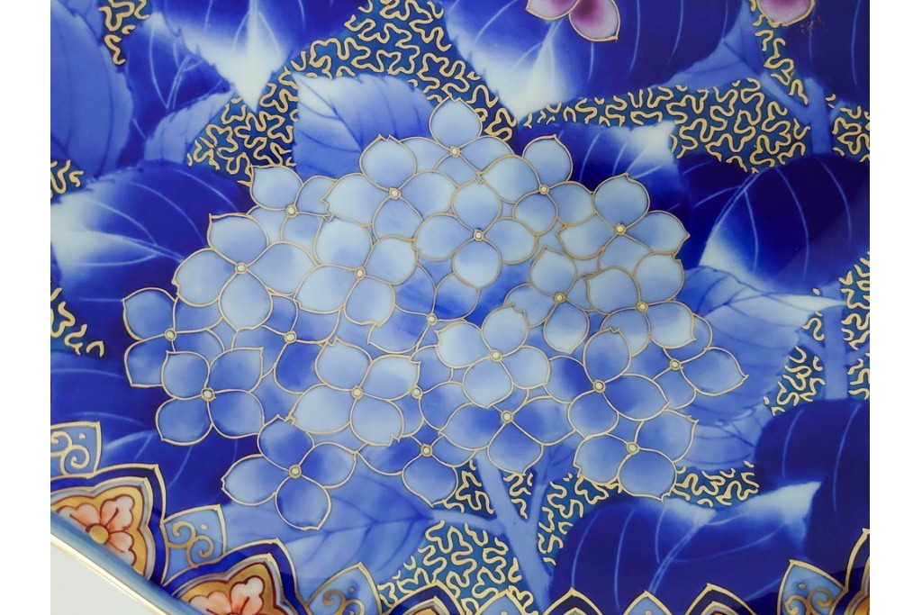 深川製磁　陶彩作　染錦　紫陽花金ミルの飾鉢　共箱付き　(R-087388)