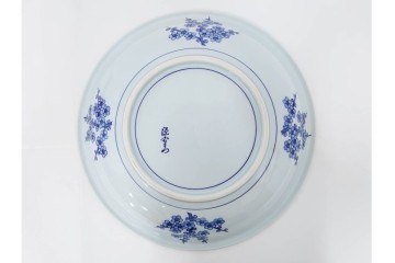 源右衛門窯　有田焼　染付枝梅文の大皿　共箱付き　(R-087391)